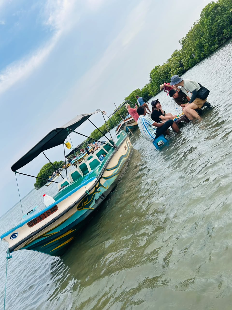 Prasa Boat Safari - Negombo Marine Voyage