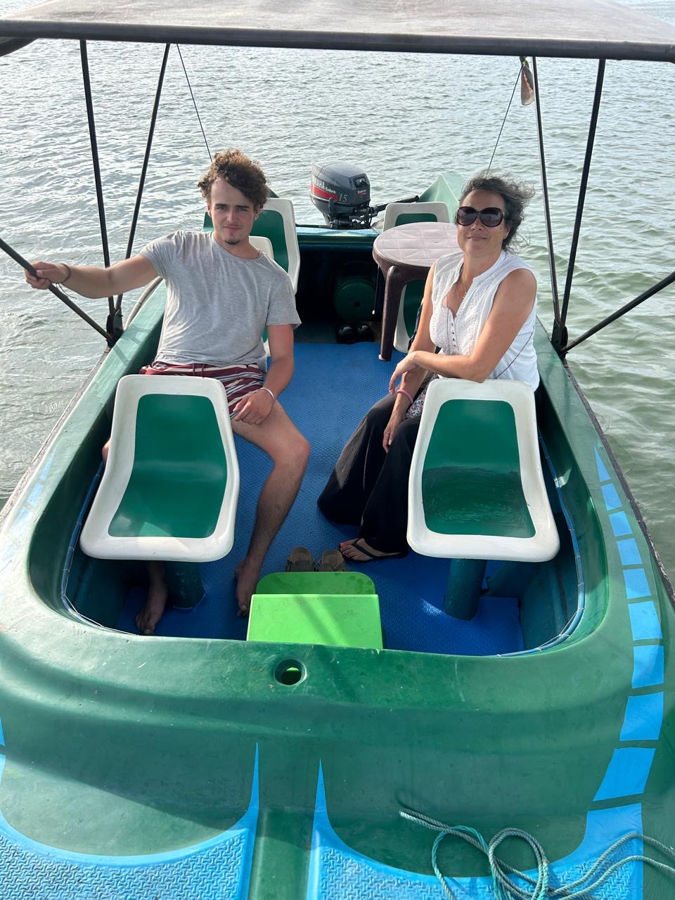 Prasa Boat Safari - Negombo Marine Voyage
